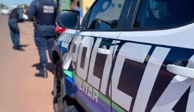 Perseguição termina em acidente, ameaça e roubo de bolsa