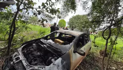 Dupla tenta jogar veículo com maconha em córrego e acaba presa