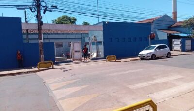 Morador de rua procura posto de saúde com febre e cansaço e morre horas depois