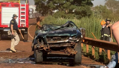 TRAGÉDIA: Mulher morre e outras 2 pessoas ficam feridas em acidente com 3 carros