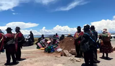 Douradense fica presa em bloqueio durante protestos na Bolívia