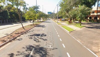 Mulher é agarrada a força por 'amigo' em churrascaria