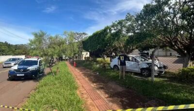 Idoso morre após passar mal e bater veículo a caminho de UPA