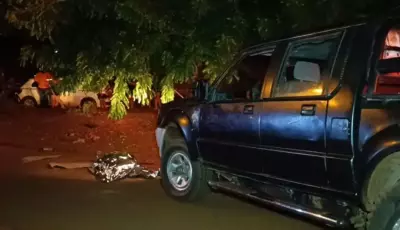 Mulher morre atropelada e motorista de caminhonete foge sem prestar socorro