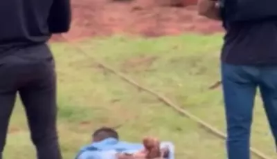 Foragido condenado por homicídio é preso após agredir esposa e atear fogo em casa