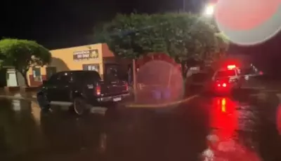 Homem é executado a tiros na varanda de comércio