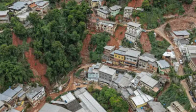 Sobe para 72 o número de mortos nas chuvas em Minas; buscas são encerradas em Juiz de Fora