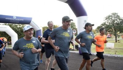 Governo de MS lança Corrida dos Poderes e dá largada em campanha Seu Abraço Aquece