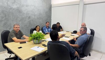 Em Jateí, Prefeitura renova compromisso de apoiar pequenos produtores da agricultura familiar