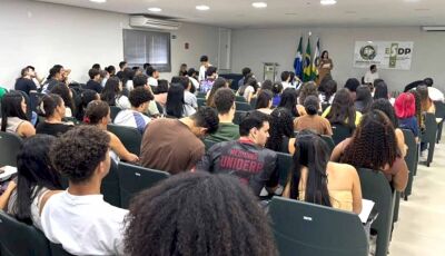 Governo amplia vagas e convoca 750 novos estudantes para receber bolsas de estudo