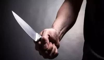 Homem é internado em estado grave após ser esfaqueado mais de 10 vezes