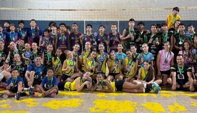 Prefeitura apoiou torneio regional de voleibol em Vicentina