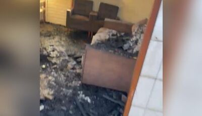 Família perde tudo em incêndio e pessoas se mobilizam nas redes sociais para ajudar (vídeo)