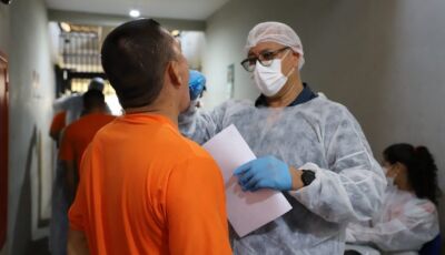 Polícias Científica e Penal coletam DNA de custodiados para banco usado em investigações crimes