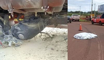 Motociclista morre ao ser arrastado por carreta durante batida em Dourados