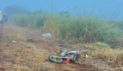 TRAGÉDIA: Motociclista que morreu em batida com van tinha 17 anos quando seguia para o trabalho