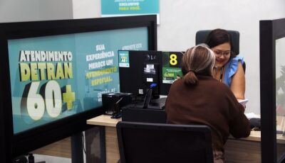 Guichê 60+ aproxima pessoas idosas do mundo digital e garante acesso aos serviços do Detran-MS