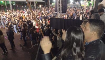 Vicentina: Clima de pertencimento esquenta ambiente e garante sucesso da primeira noite de festa