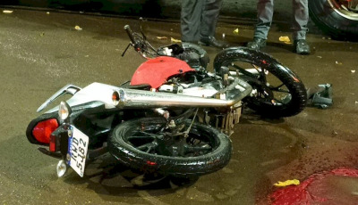 Jovem morre após colidir na traseira de caminhão estacionado em Dourados (vídeo)