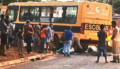 Avô que levava neta em bicicleta elétrica morre após acidente com ônibus