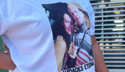 'Destruída por dentro', disse mãe em despedida de jovem morto com facada no MS