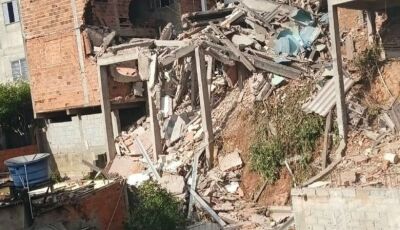 Explosão de botijão de gás causa interdição de 13 casas