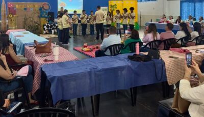 Com flauta doce, Jateí insere "melodias encantadoras" em jornada pedagógica