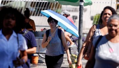 Salário mínimo deverá subir para R$ 1.741 em 2027