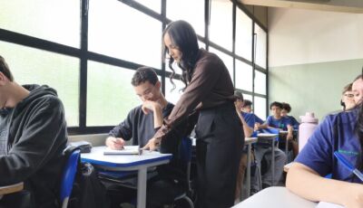 Com desafios e estratégias, estudantes da rede estadual ajustam rotina de estudos 