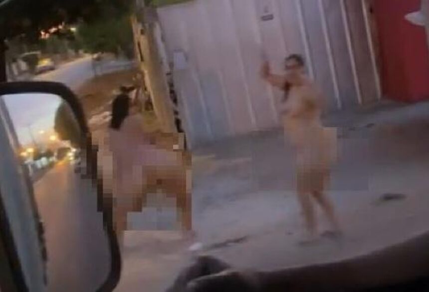 Prostitutas na perimetral do Estádio, em Sorriso.
