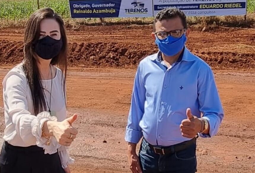 Deputada estadual Mara Caseiro com o vereador de Terenos, Zé Paraíba