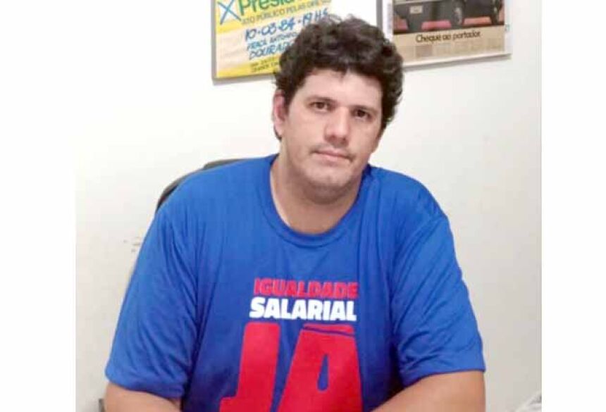 Wagner Cordeiro Chagas (Mestre em História pela UFGD, professor da rede estadual em Fátima do Sul nas escolas Vicente Pallotti e Filinto Müller, e membro da diretoria do Simted)