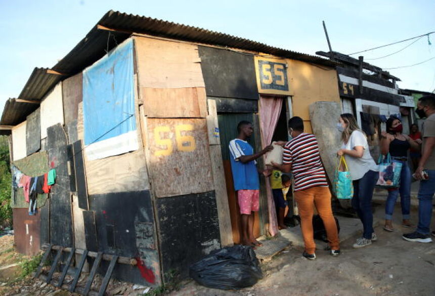  há 2 dias Yahoo Notícias Brasil tem 20 milhões de pessoas em situação de pobreza nas regiões metropolitanas