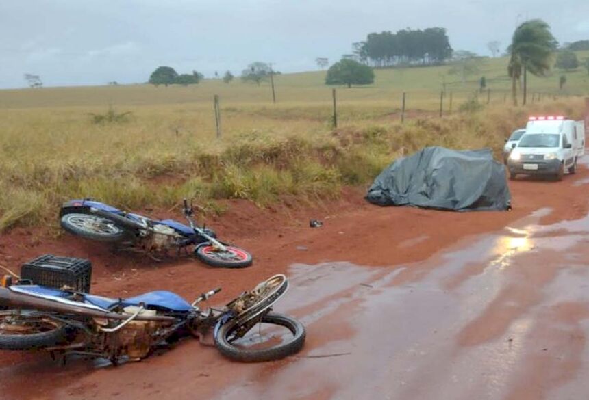Batida ocorreu próximo ao distrito de Nova Esperança; vítimas receberam atendimento médico imediato Imagem: MS24 / Divulgação