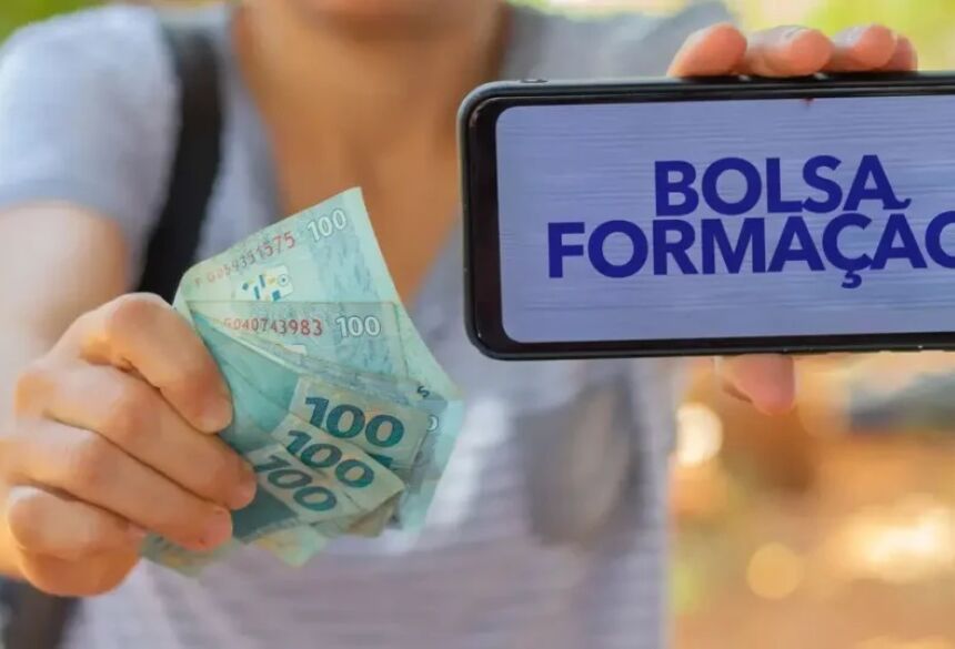 Conheça o Bolsa Formação, da Caixa. (Crédito: @jeanedeoliveirafotografia / pronatec.pro.br).  - Fonte PronaTEC: https://pronatec.pro.br/bolsa-formacao-caixa-confira-requisitos-receber/