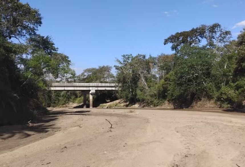 Seca: Rio Perdido vira 'deserto de areia' e assusta moradores em MS - Foto: g1/MS