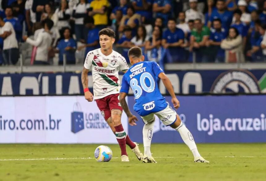 Lance de Fluminense e Cruzeiro no primeiro turno do Brasileirão