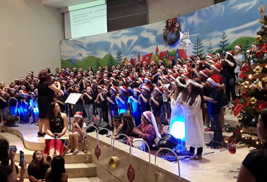 Foto: apresentação Coral Escola Adventista NH Centro