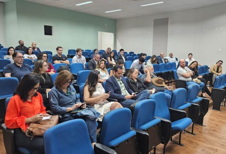Gustavo Escobar, Comunicação Imasul