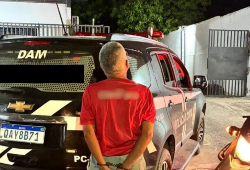 Antônio reagiu à abordagem e desacatou policiais durante a prisão. (Reprodução, Diário Corumbaense)