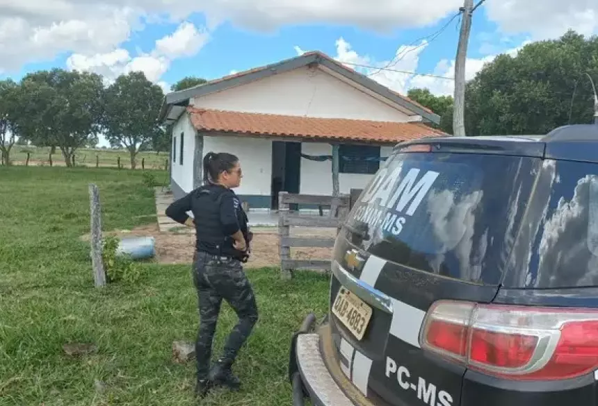 Suspeito foi preso. (Foto: Polícia Civil)