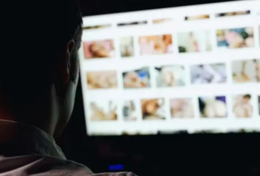 Em fóruns online, há pessoas que fazem encomendas de 'deepfakes' usando imagens de familiares e conhecidas.  Foto: Getty Images via BBC