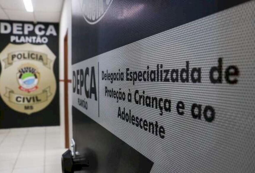 Sala de atendimento do plantão da DEPCA na Cepol (Foto: Arquivo | Campo Grande News)