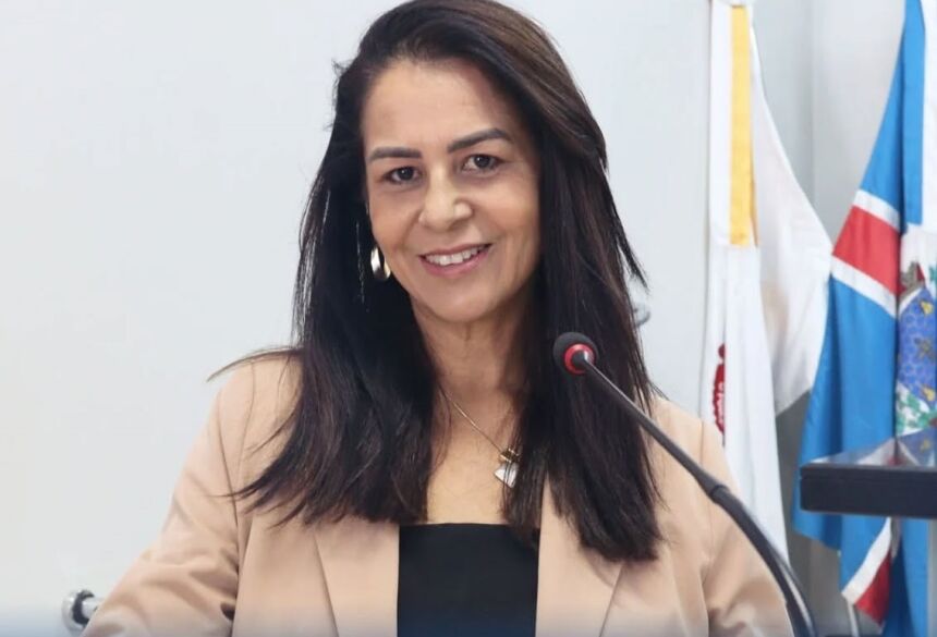 Vereadora Elizângela da Kombi - Foto: Assessoria da Câmara de Fátima do Sul