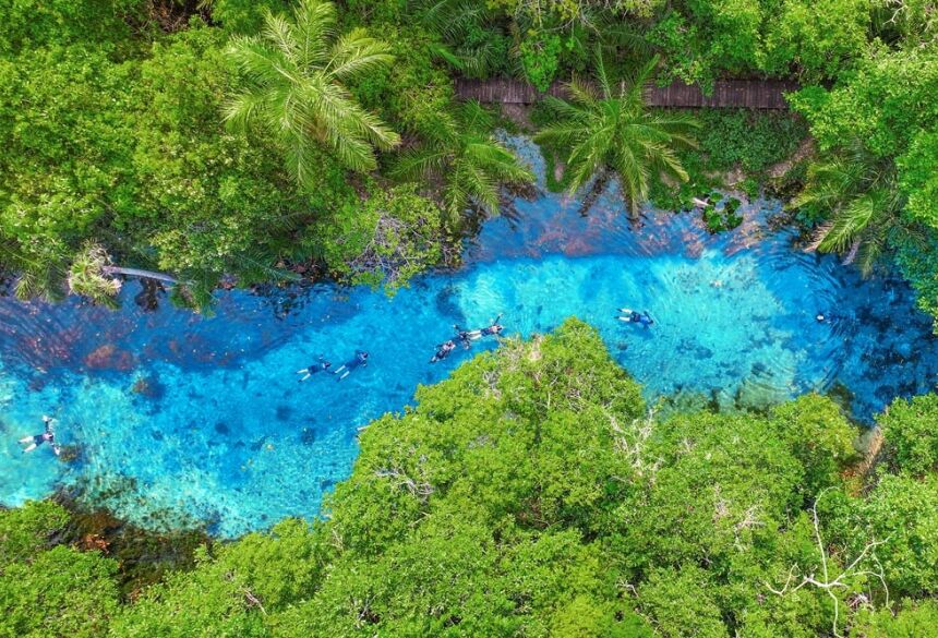 NASCENTE AZUL EM BONITO - MS - FOTOS: Bonito Brasil Agência.