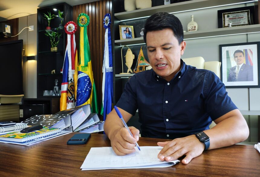 Prefeito Júlio Buguelo de Glória de Dourados - Foto: ROGÉRIO SANCHES/FÁTIMA NEWS 
