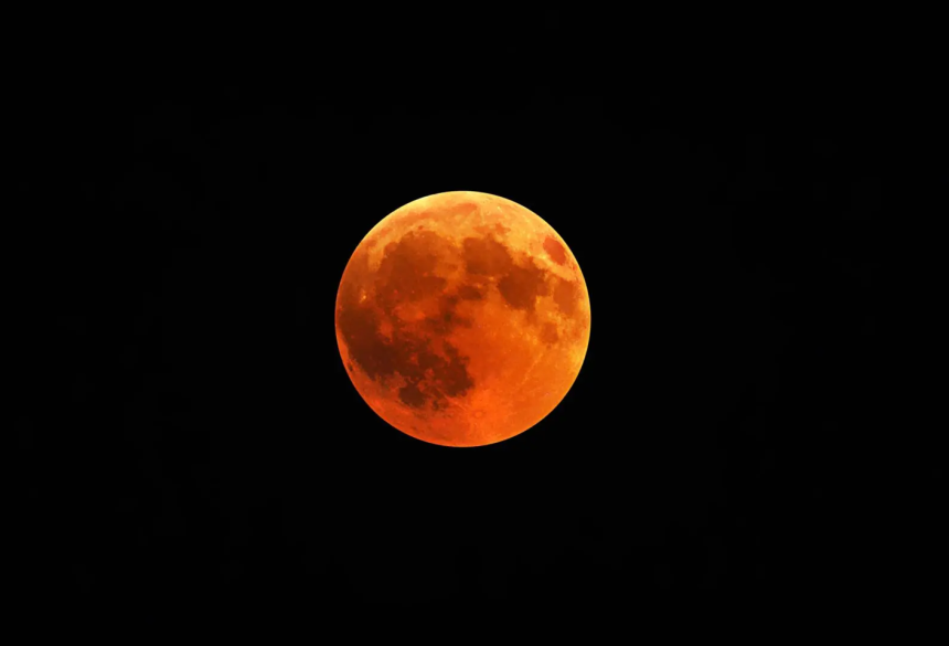 beautiful shot red moon with black night sky.jpg