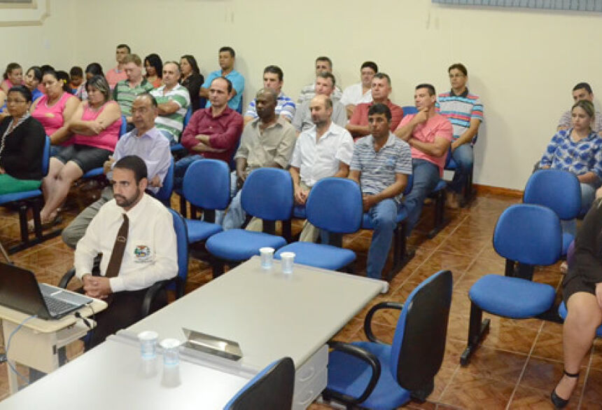 Público sempre presente nas sessões da Câmara de Jateí - Foto: Rogério Sanches / Fátima News
