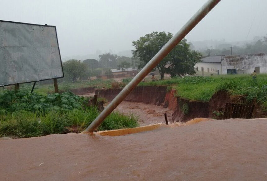 Chuva causou estragos do Vale do Ivinhema no último domingo. Foto: Ivinotícias