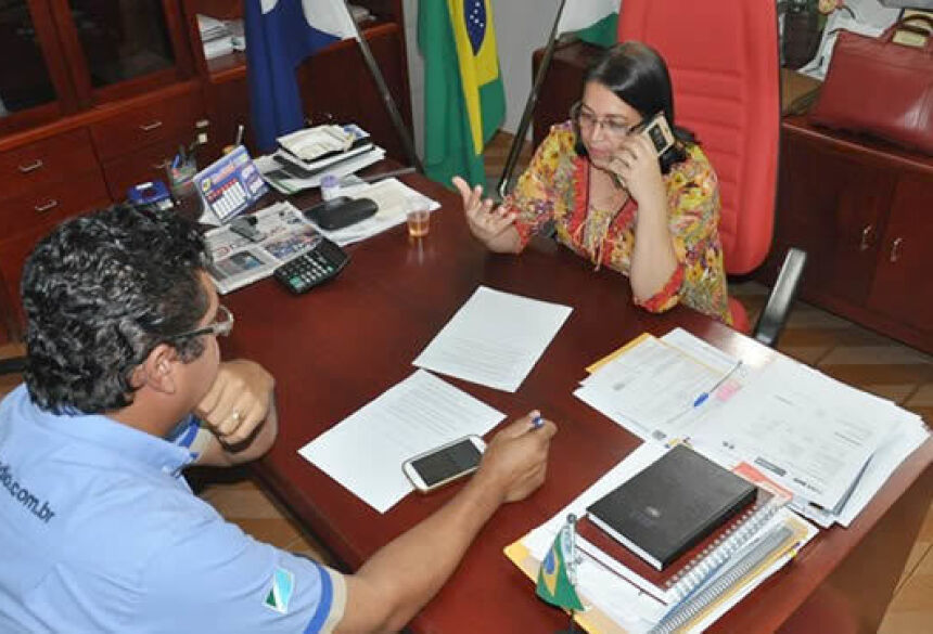 A entrevista foi ao vivo direto do Gabinete da Prefeita Maria Viana. Foto: Eliton Santos